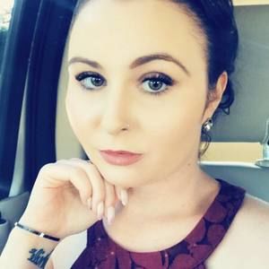 Meet your Posher, Caitlyn